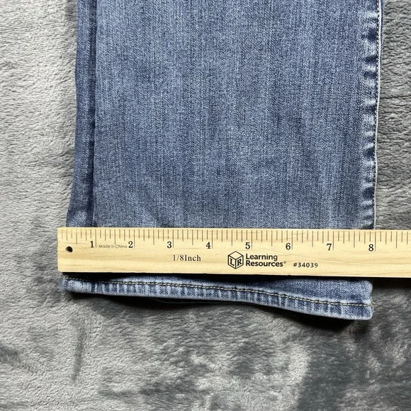 American Eagle Womens Jeans Blue Size 4 Short Kick Boot Denim Light wash - Picture 10 of 10